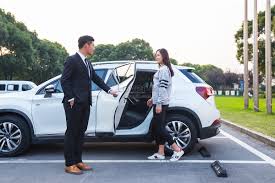 Tài xế chuyên nghiệp lịch sự chuyên nghiệp